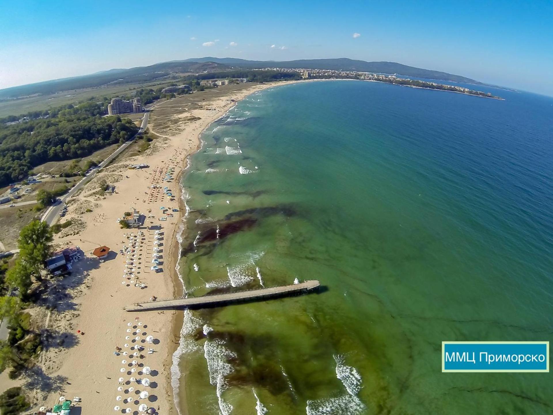 Hotel Surf Primorsko Buitenkant foto