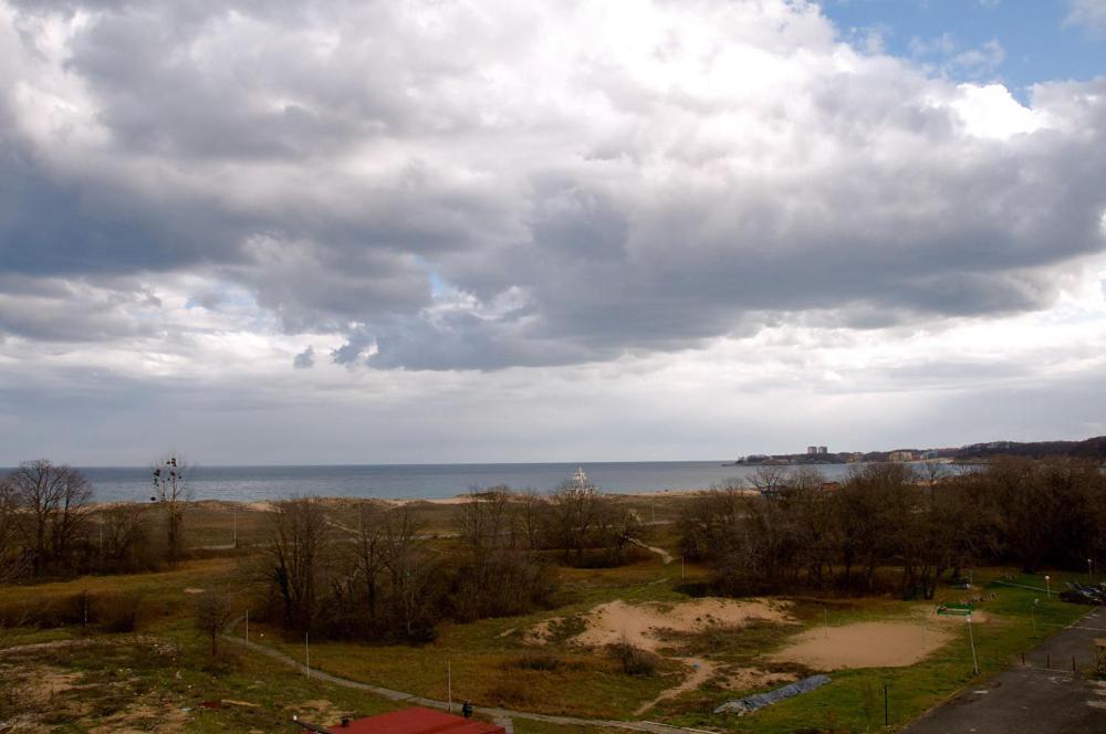 Hotel Surf Primorsko Buitenkant foto